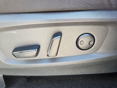2025 Nissan Pathfinder SV FWD