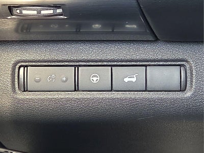 2022 Nissan Pathfinder SL 2WD