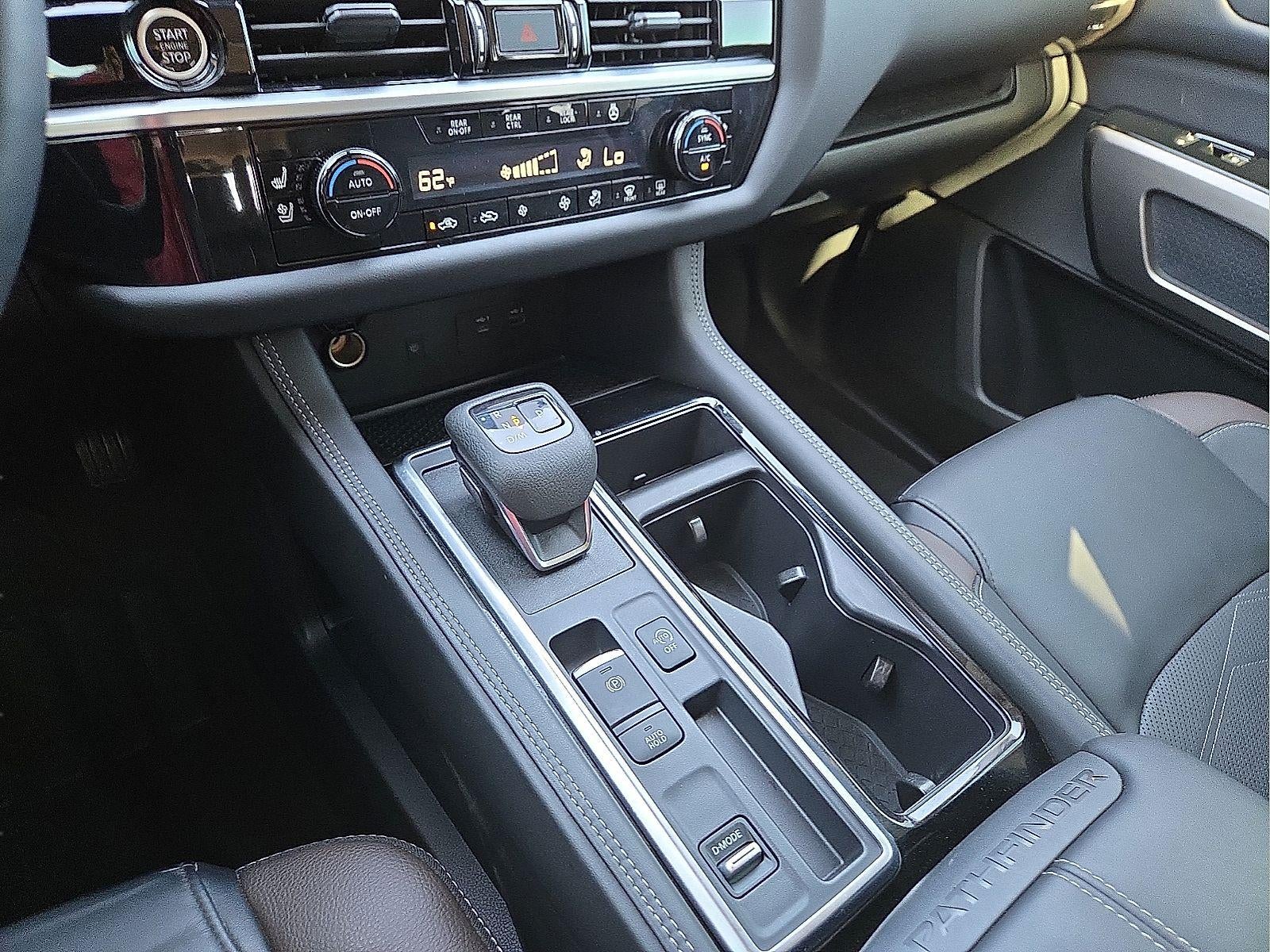2024 Nissan Pathfinder Platinum FWD