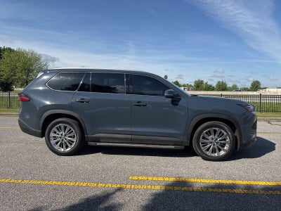 2025 Toyota Grand Highlander Platinum
