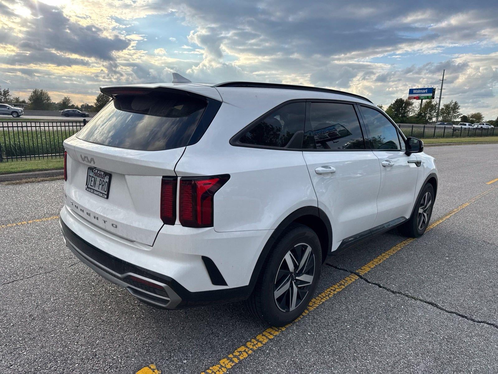 2022 Kia Sorento S