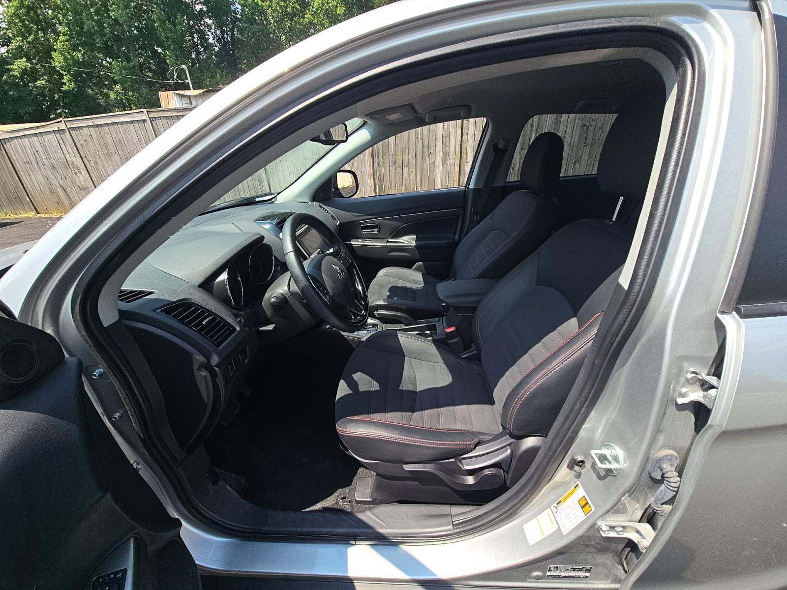 2025 Mitsubishi Outlander Sport S