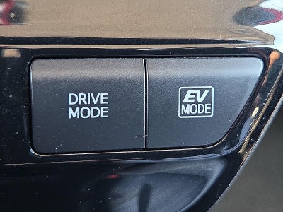 2022 Toyota Prius L Eco