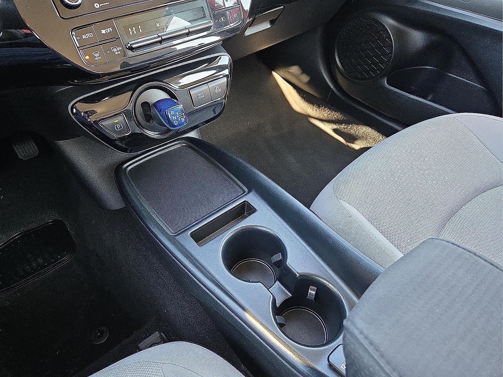 2022 Toyota Prius L Eco