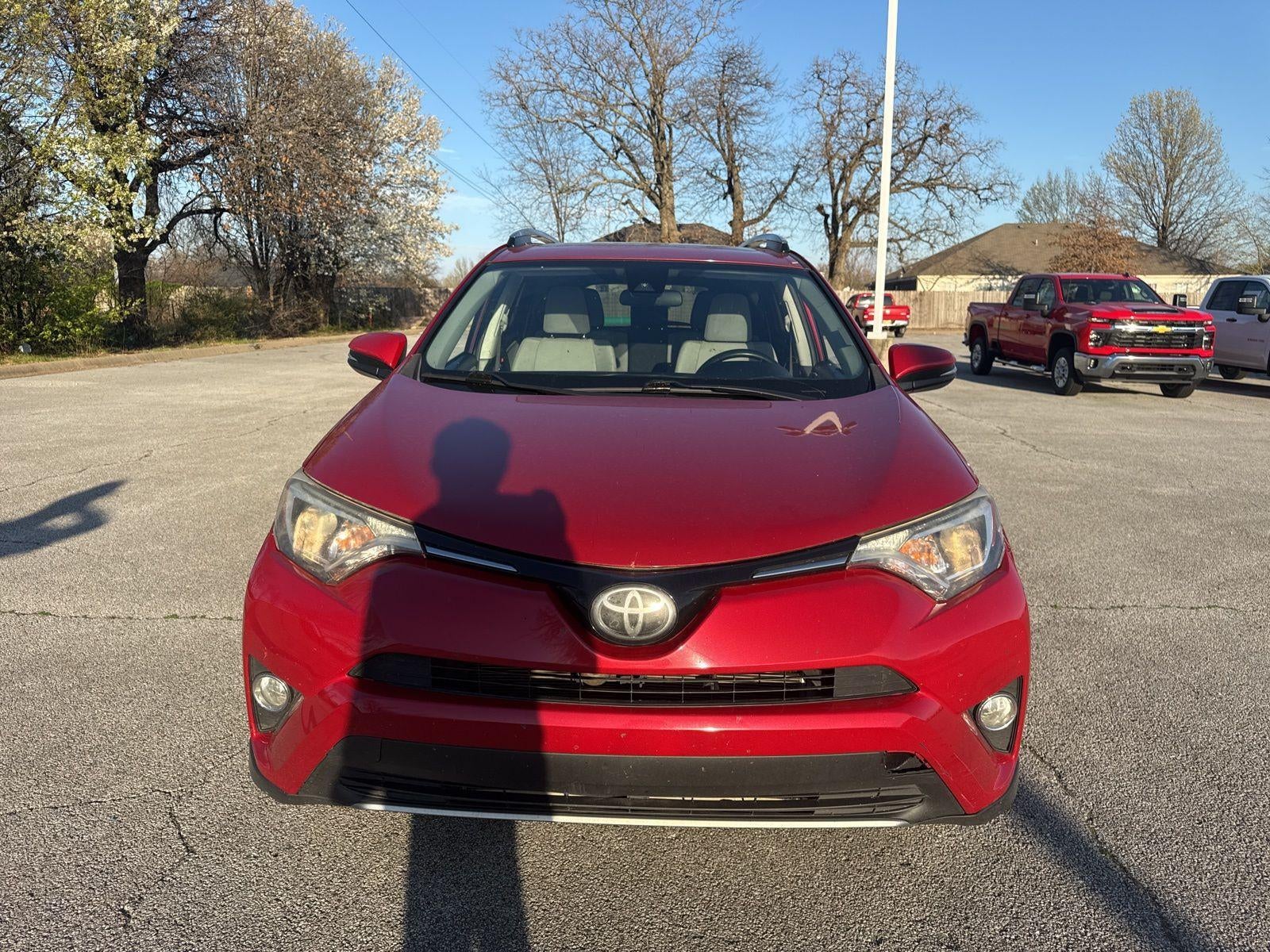 2017 Toyota RAV4 XLE