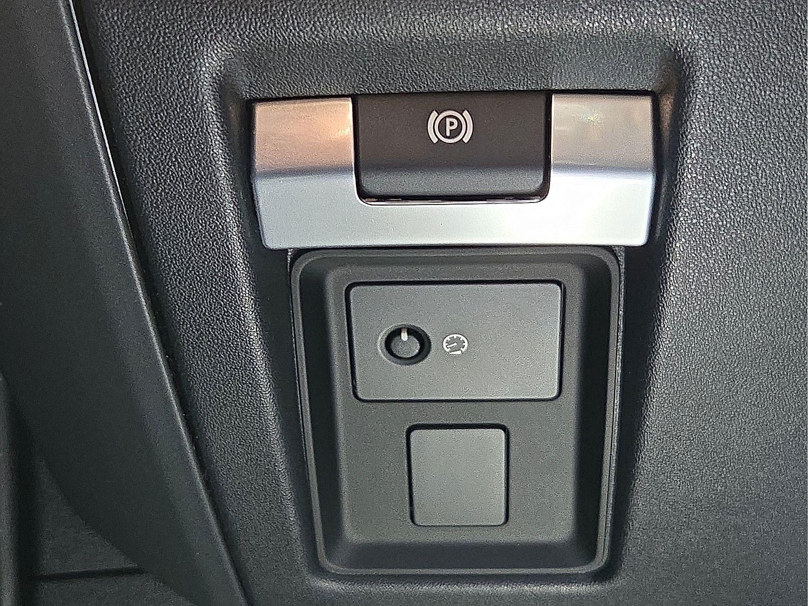 2023 Land Rover Defender 110 X-Dynamic SE