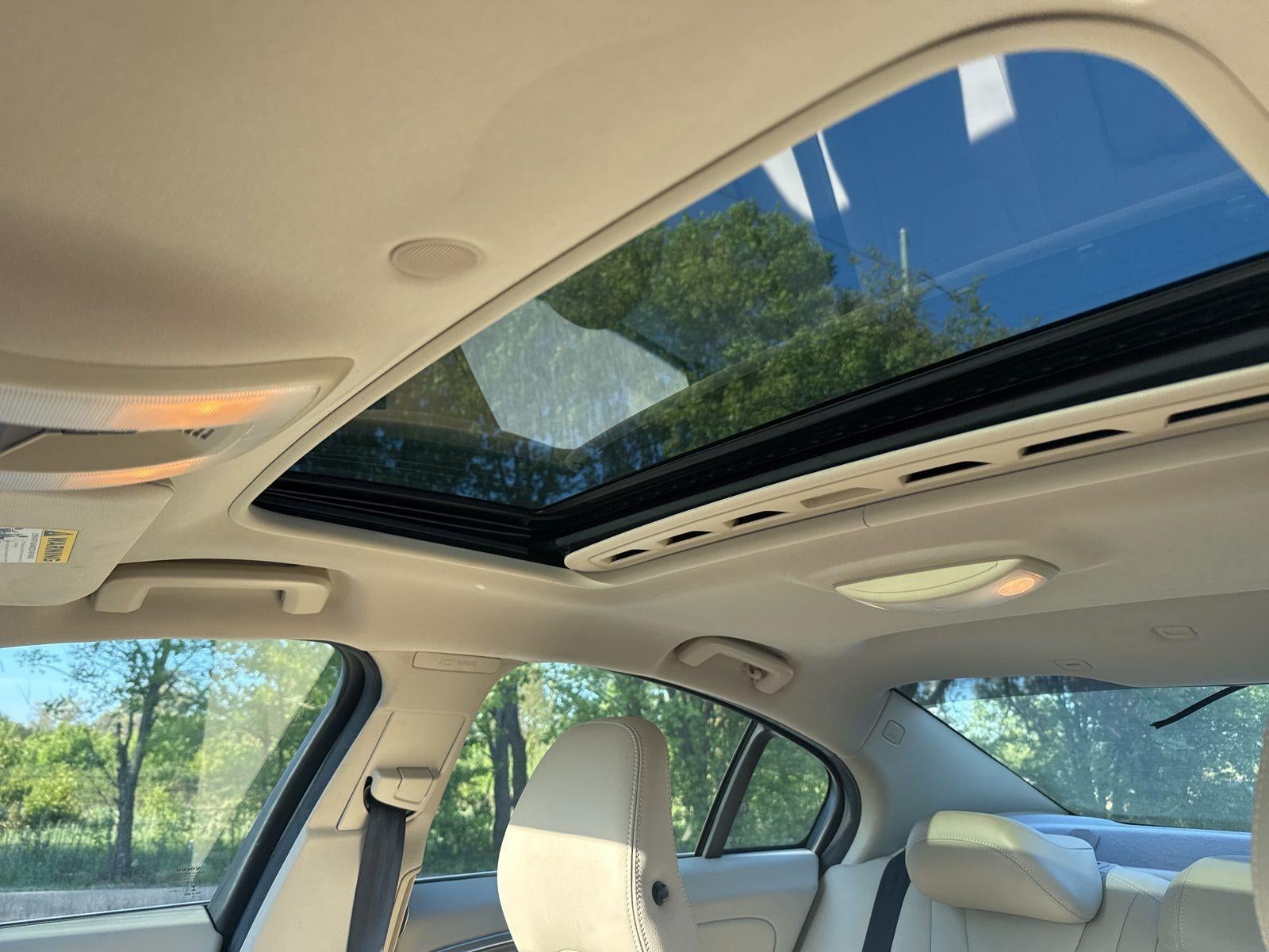 2015 Volvo S60 T5 Premier Plus