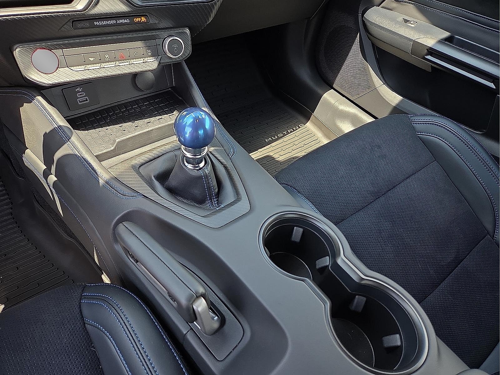 2024 Ford Mustang Dark Horse