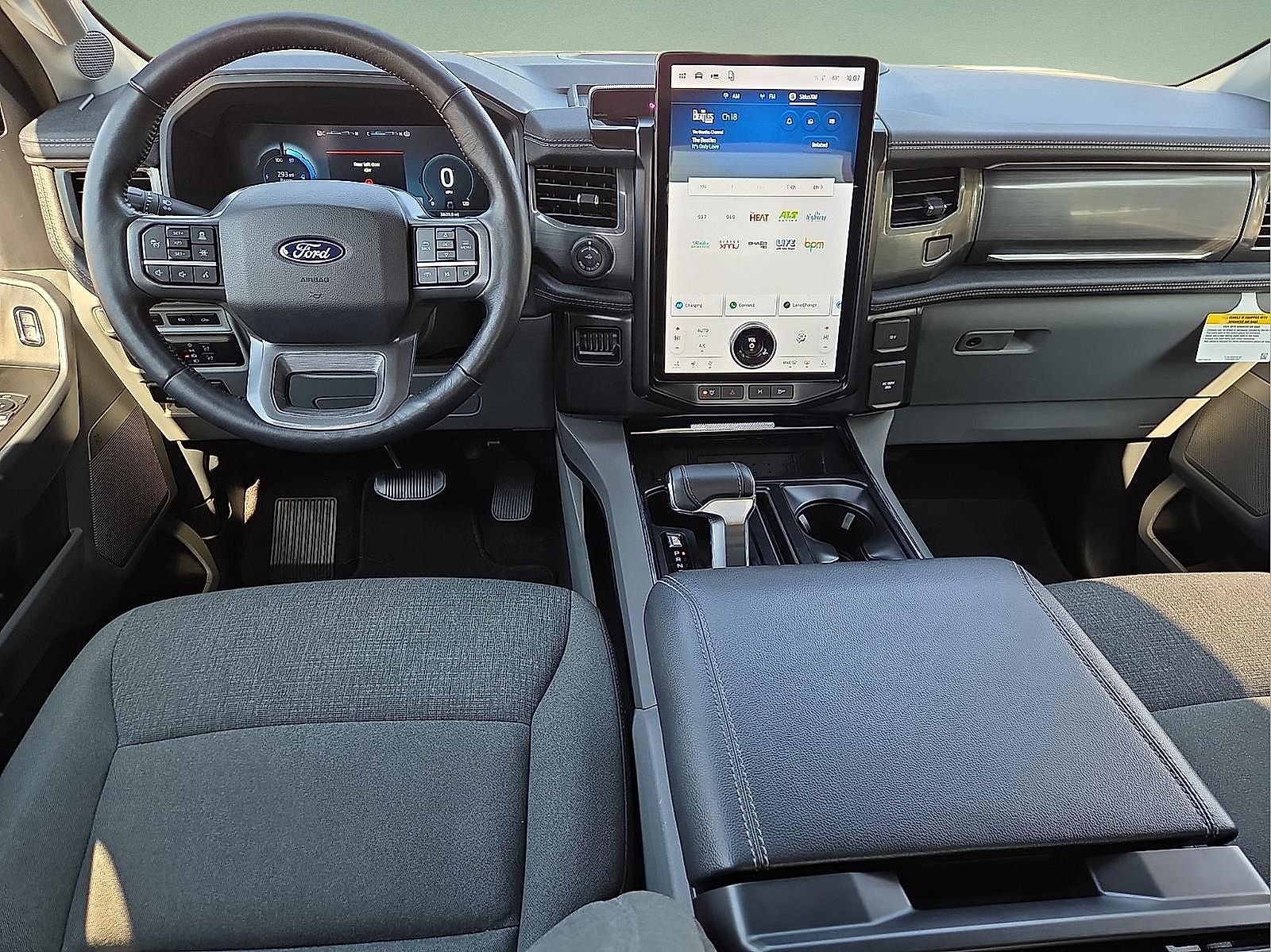2024 Ford F-150 Lightning Flash