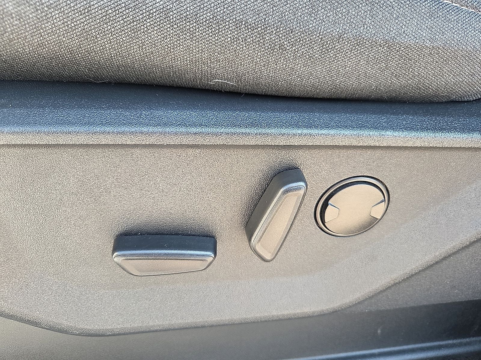 2024 Ford F-150 Lightning Flash