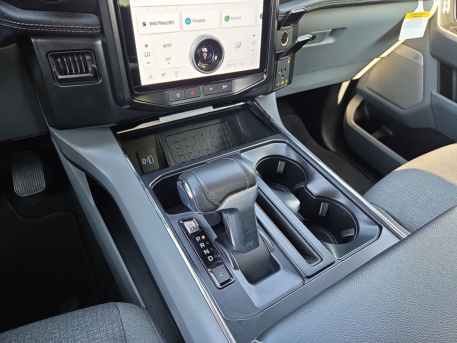 2024 Ford F-150 Lightning Flash