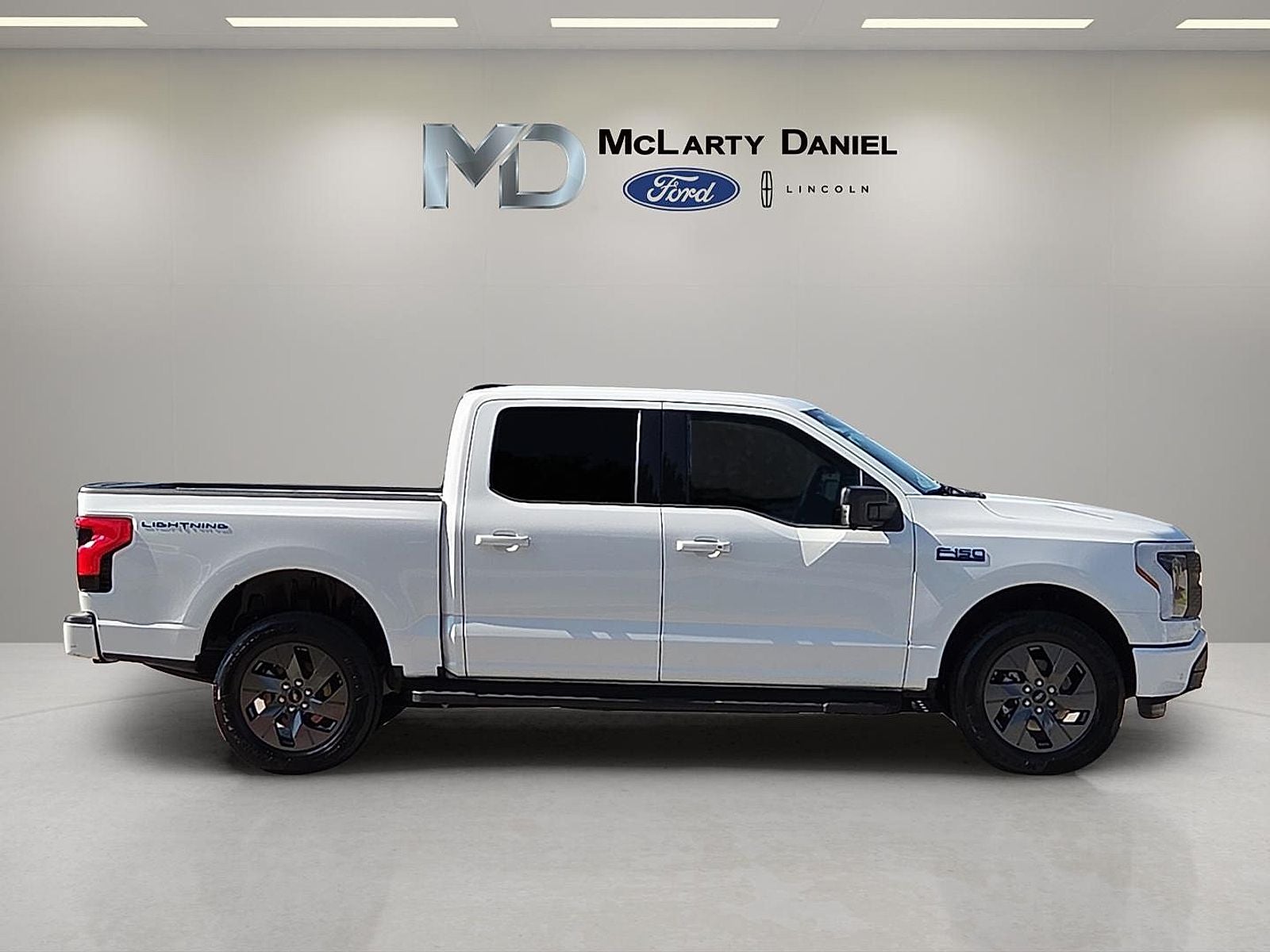 2024 Ford F-150 Lightning Flash