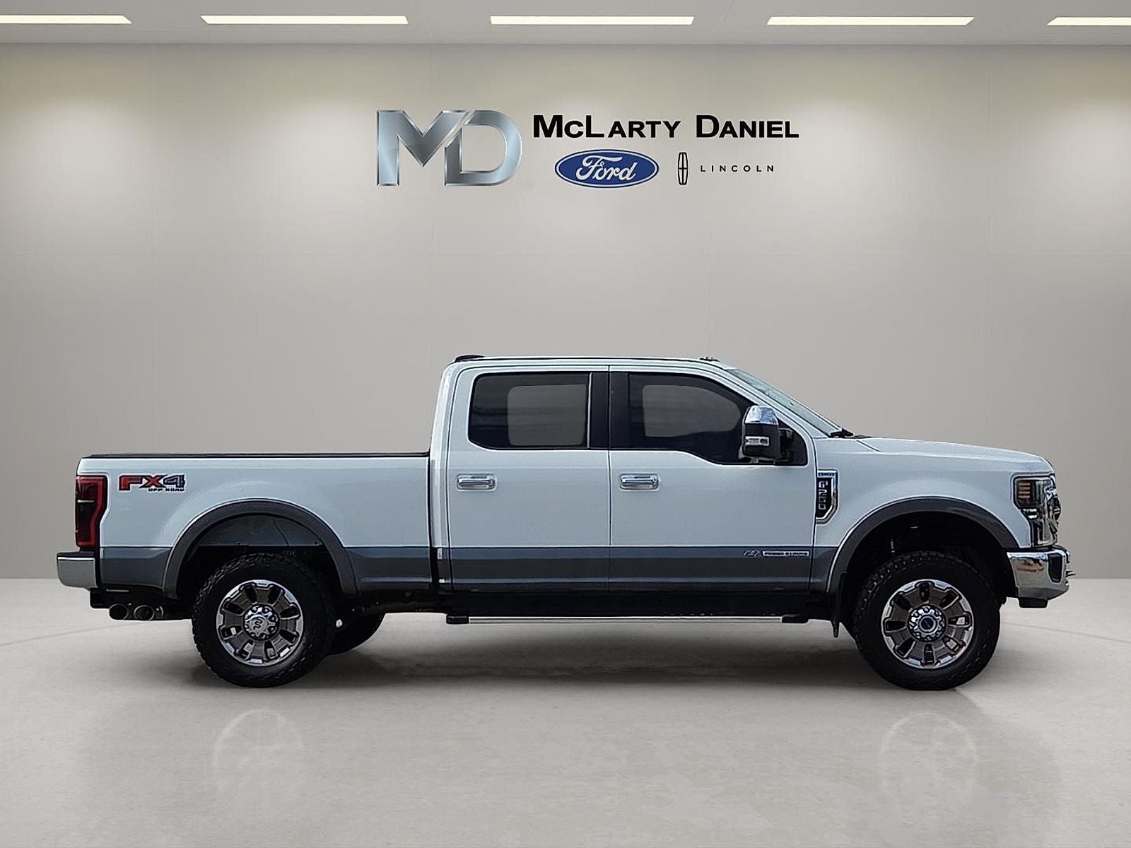 2022 Ford F-250SD Lariat