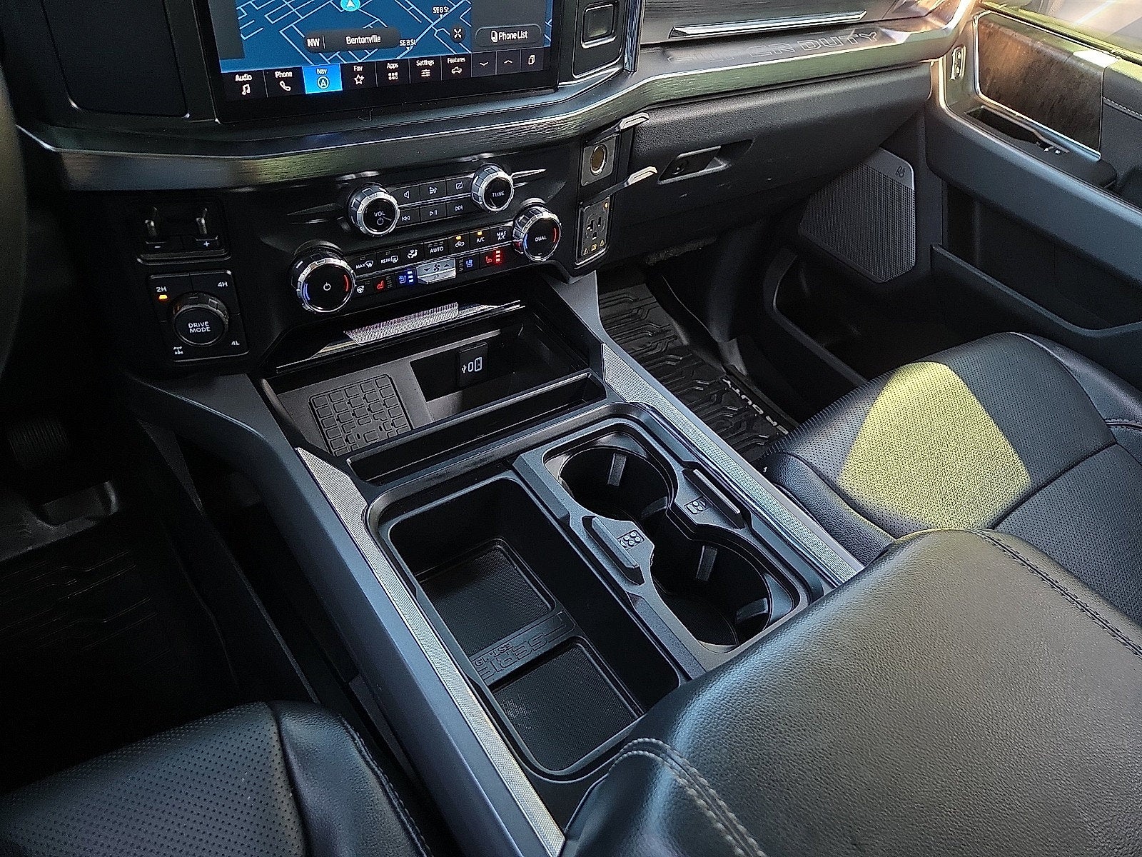 2024 Ford F-350SD Lariat