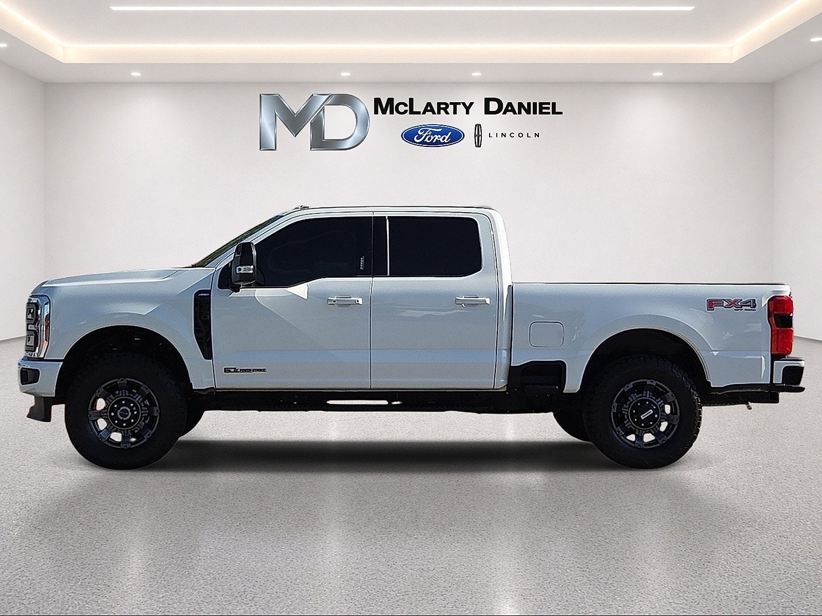 2024 Ford F-350SD Lariat