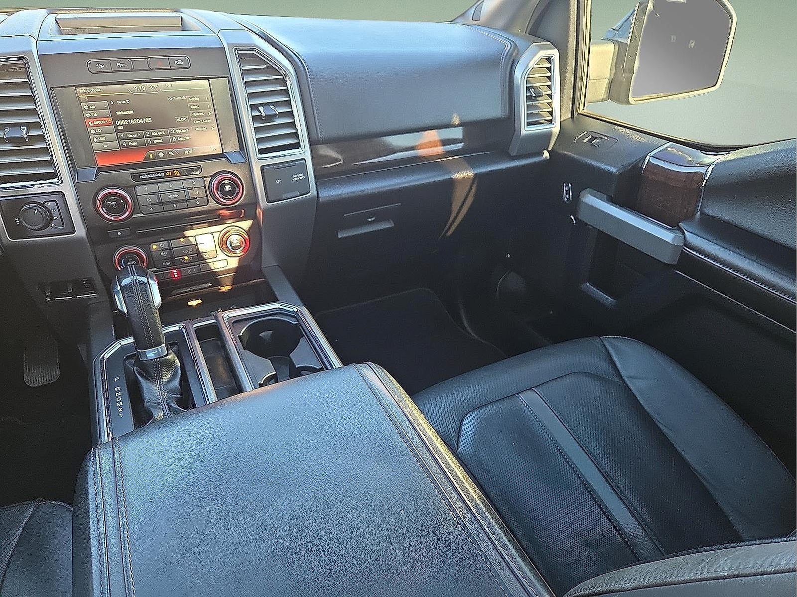 2015 Ford F-150 Platinum