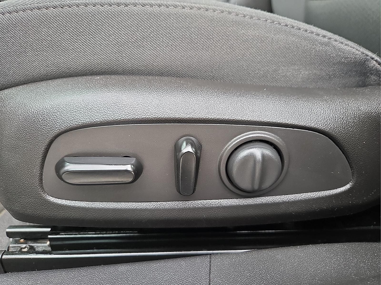 2017 Chevrolet Malibu LT 1LT