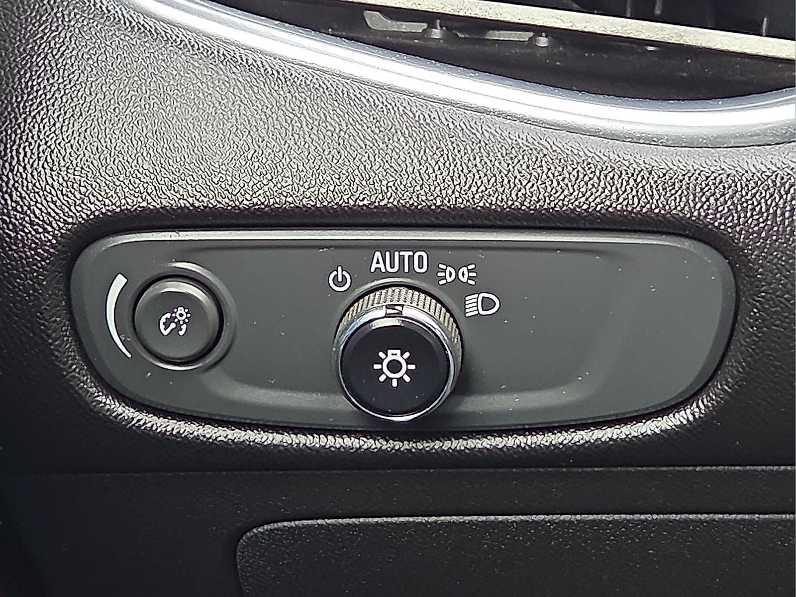 2017 Chevrolet Malibu LT 1LT