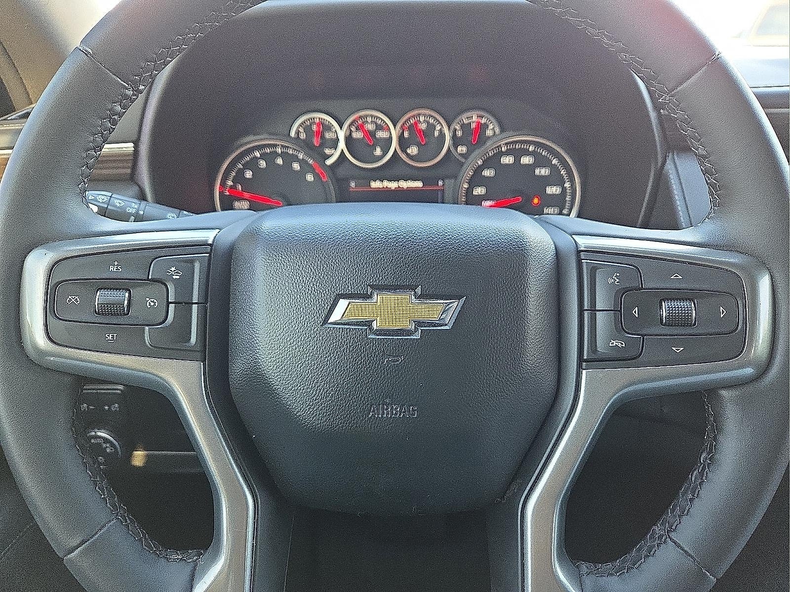 2024 Chevrolet Suburban LS