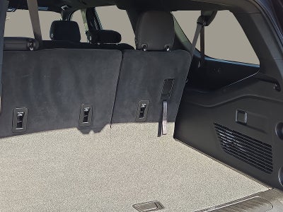 2024 Chevrolet Suburban LS