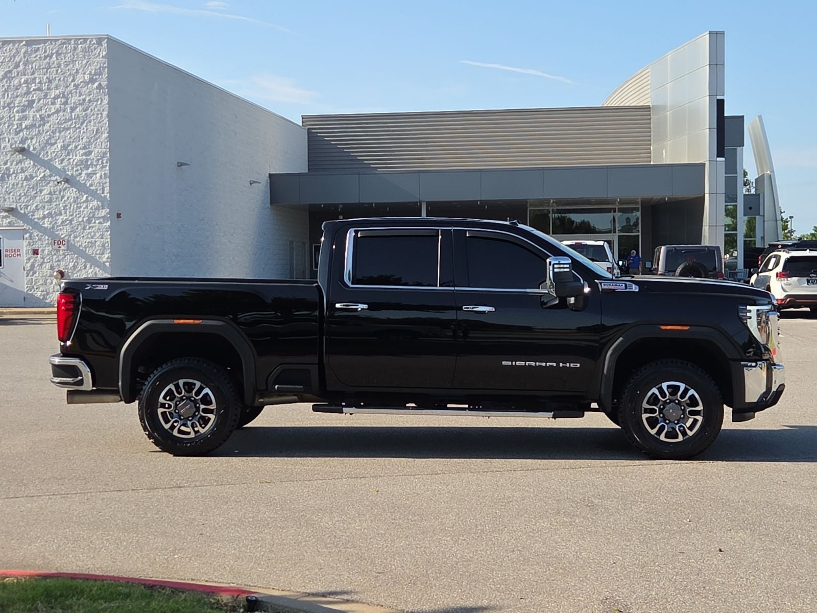 2024 GMC Sierra 2500HD SLT