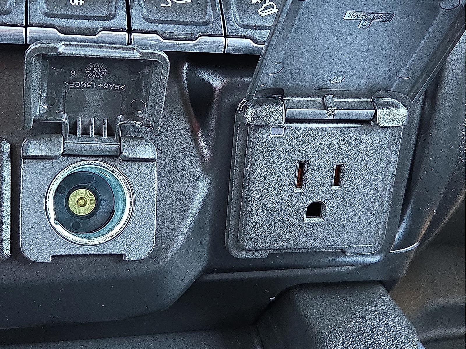 2023 GMC Sierra 2500HD AT4