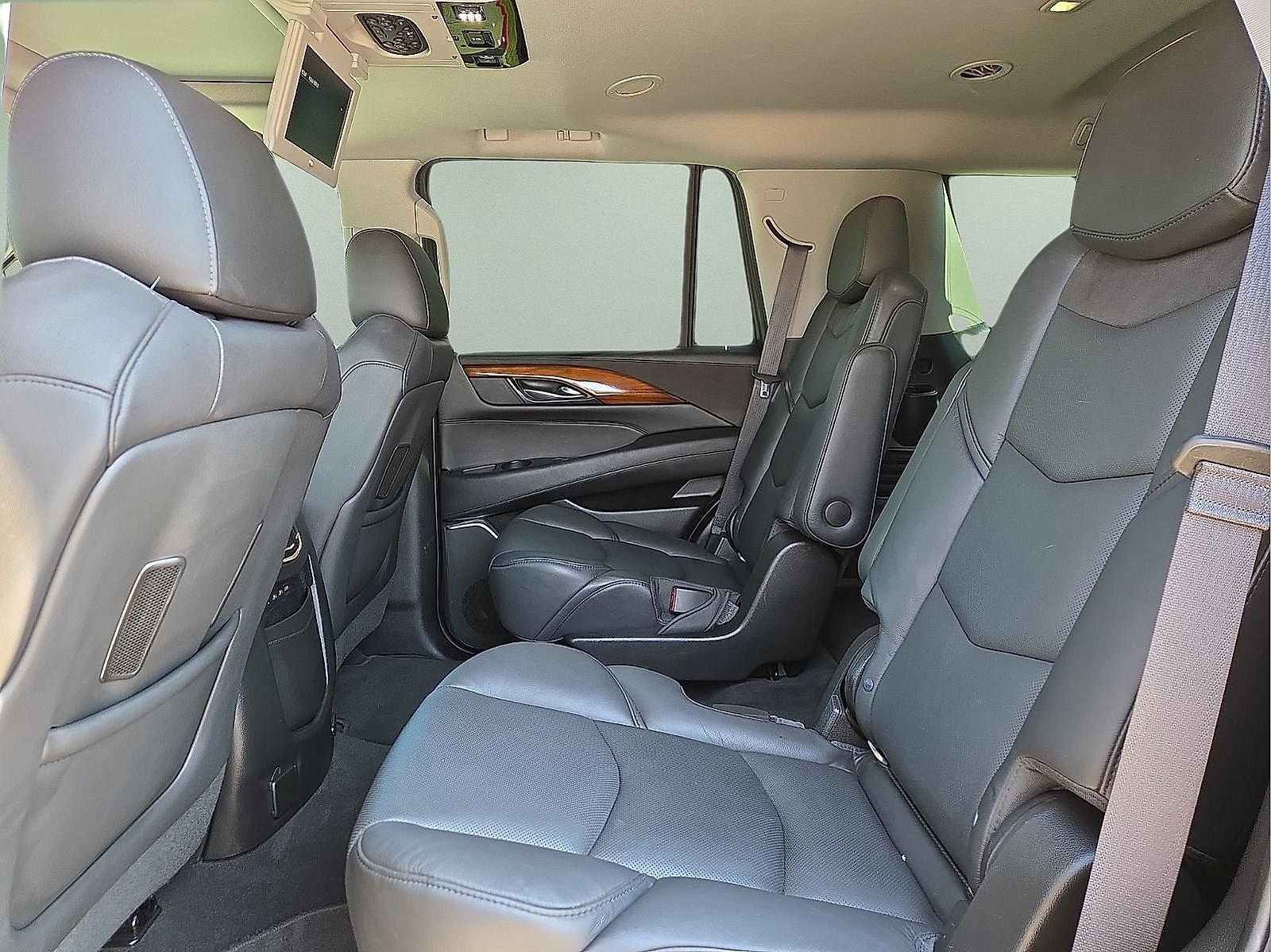 2018 Cadillac Escalade Premium Luxury