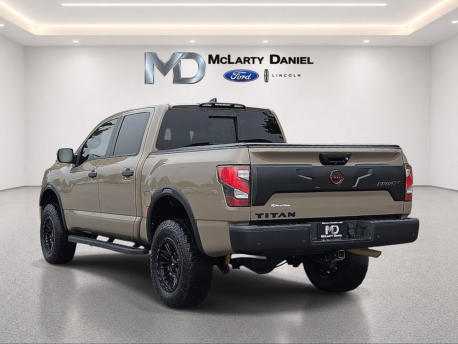 2023 Nissan Titan PRO-4X