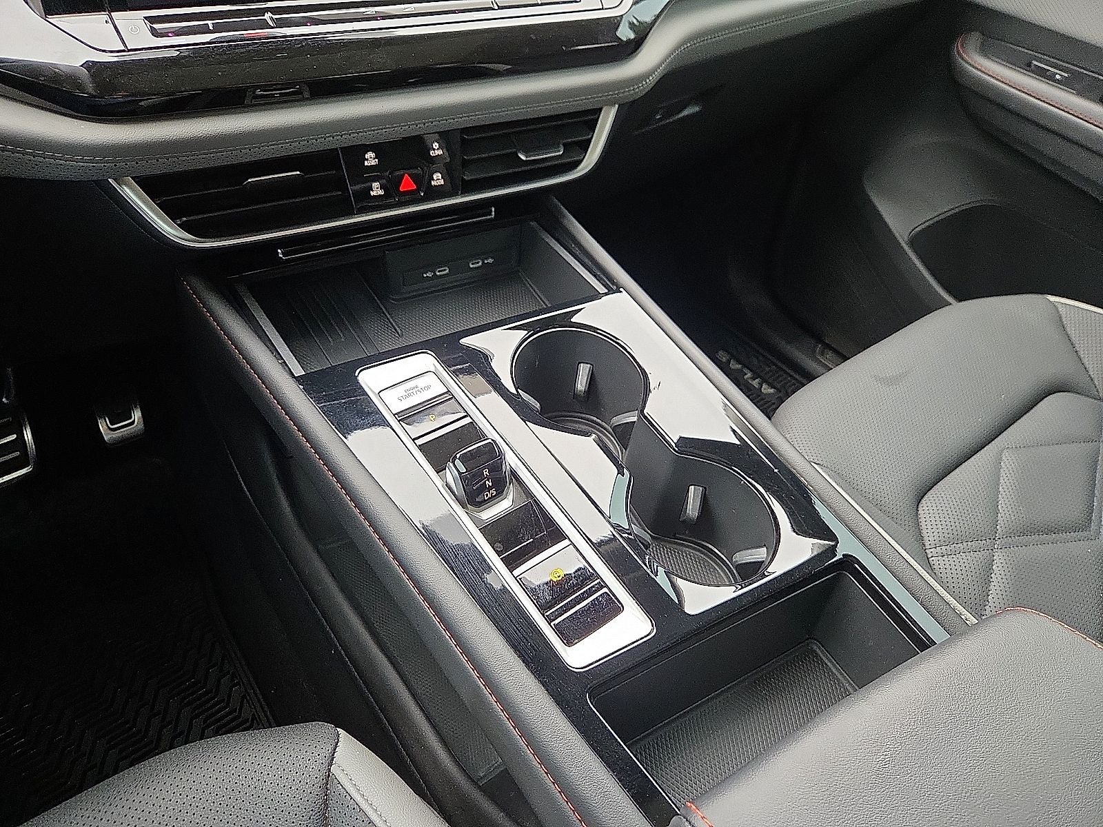 2025 Volkswagen Atlas 2.0T Peak Edition