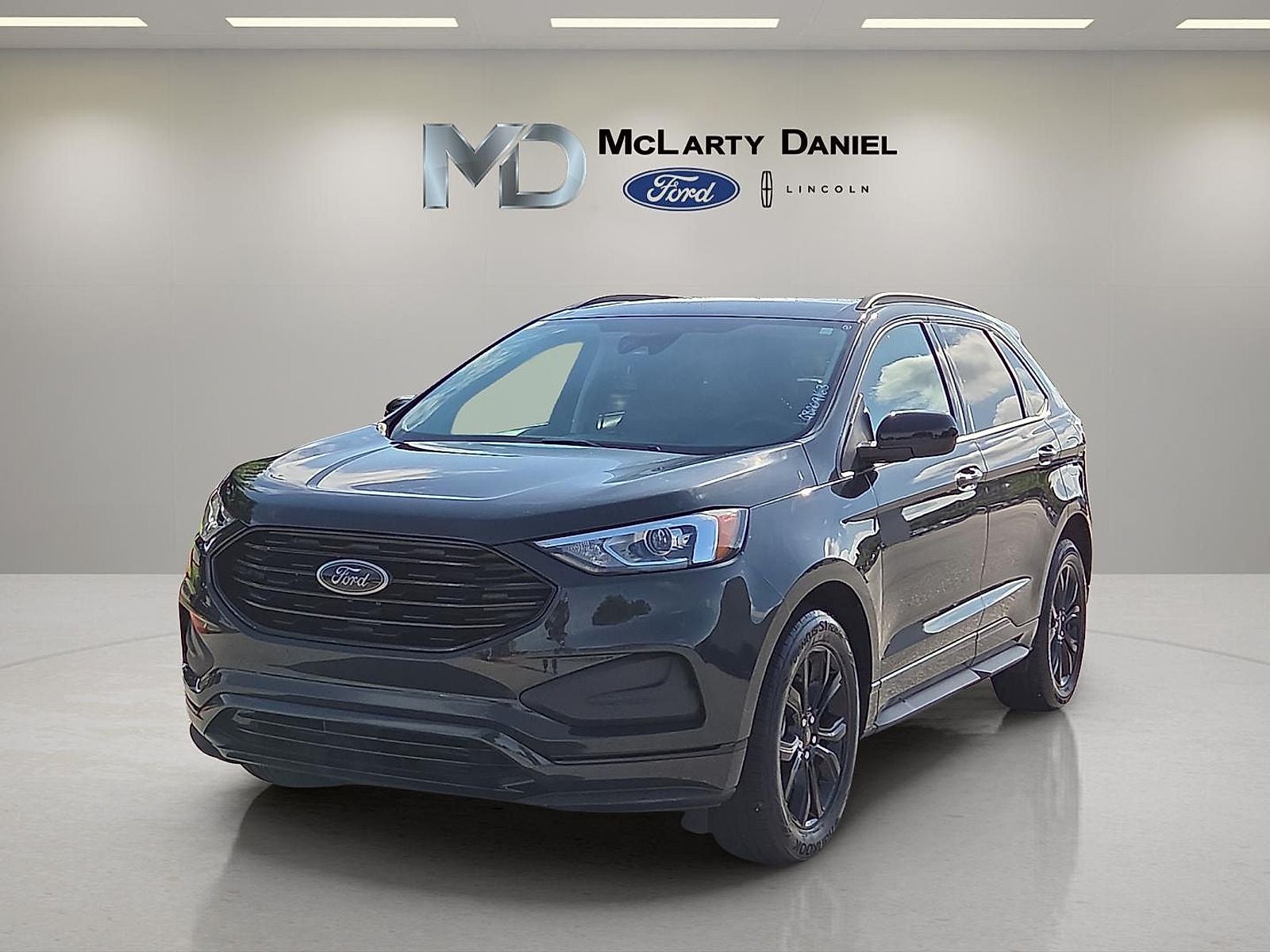 2023 Ford Edge SE