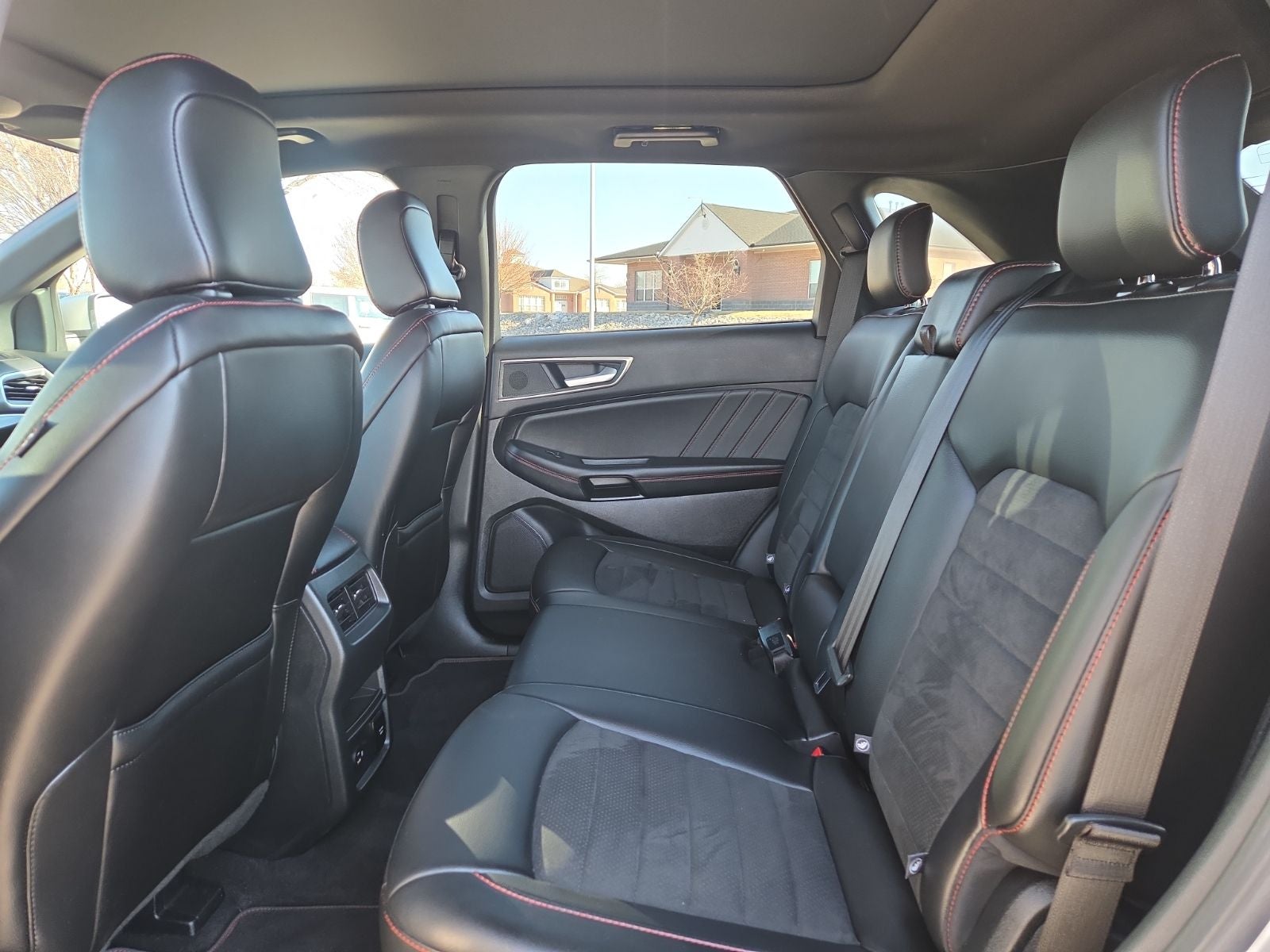 2021 Ford Edge ST Line