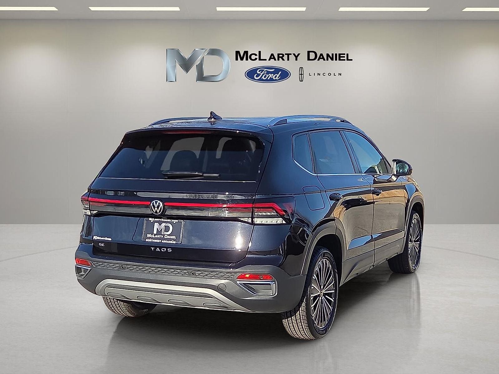 2025 Volkswagen Taos 1.5T SE