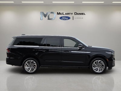 2025 Lincoln Navigator L Reserve