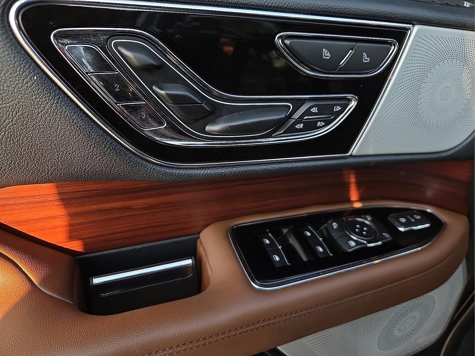 2023 Lincoln Navigator L Reserve