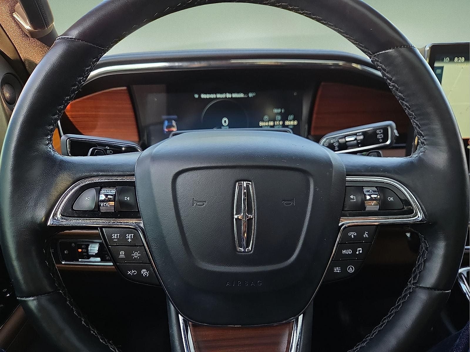 2023 Lincoln Navigator L Reserve