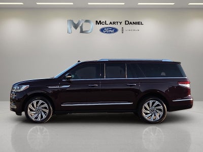 2023 Lincoln Navigator L Reserve