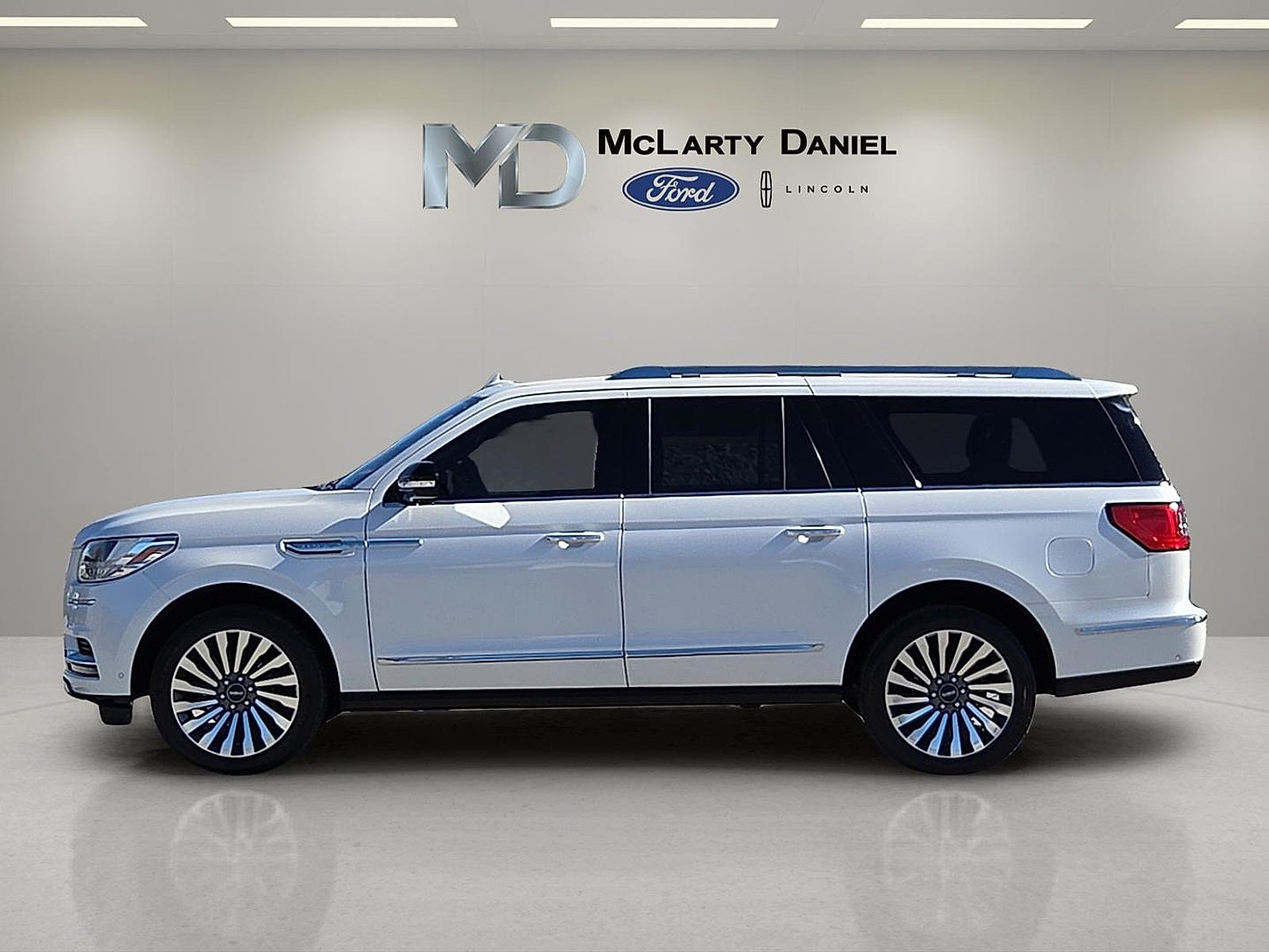2019 Lincoln Navigator L L Reserve