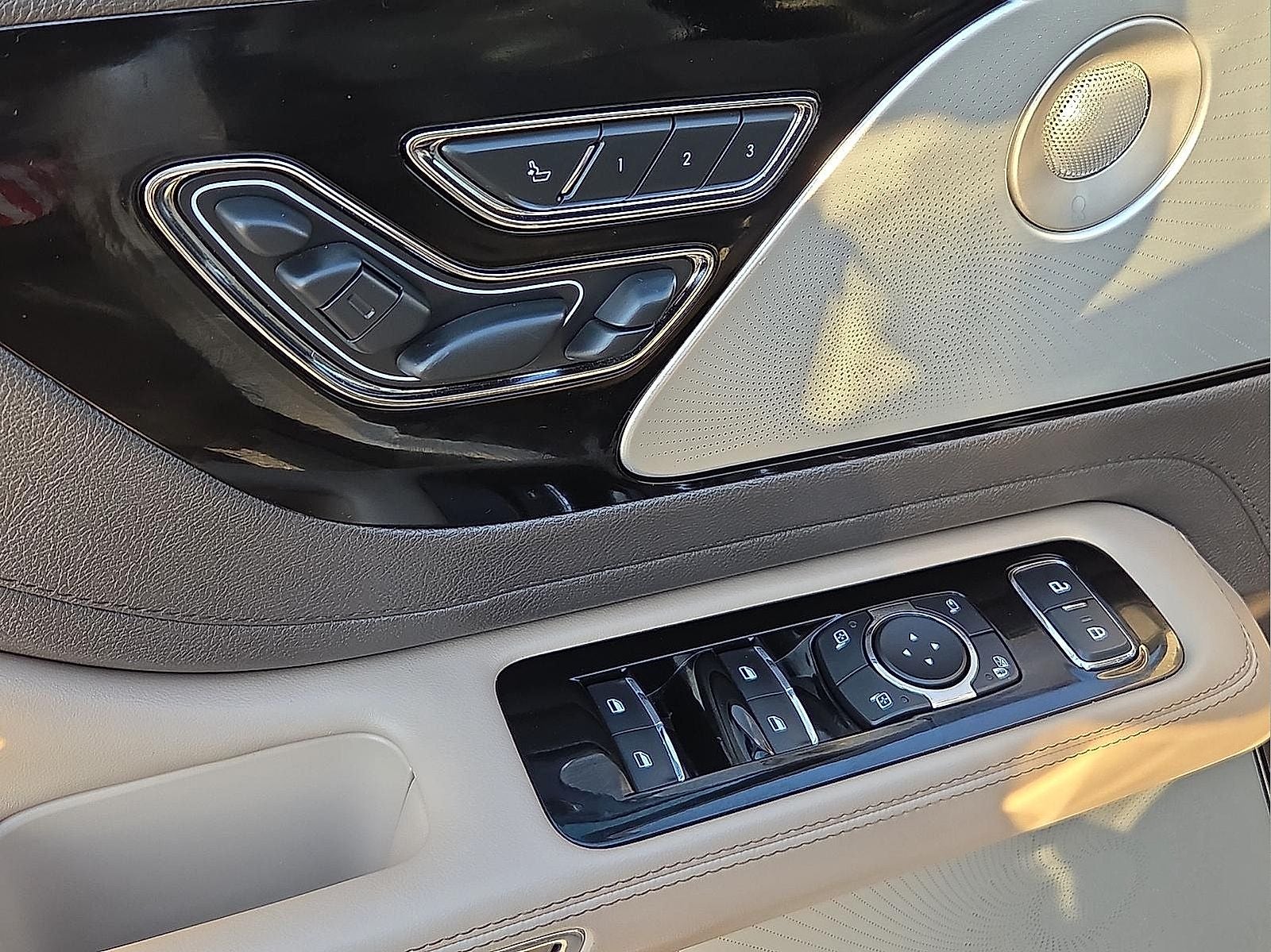 2022 Lincoln Aviator Plug-In Hybrid Grand Touring
