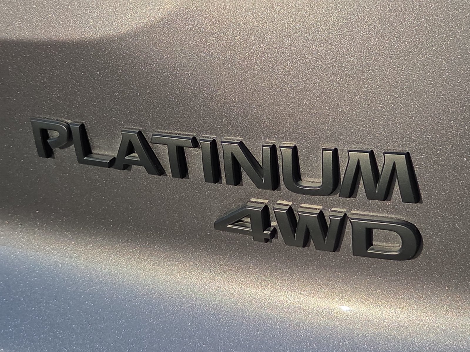 2024 Nissan Pathfinder Platinum