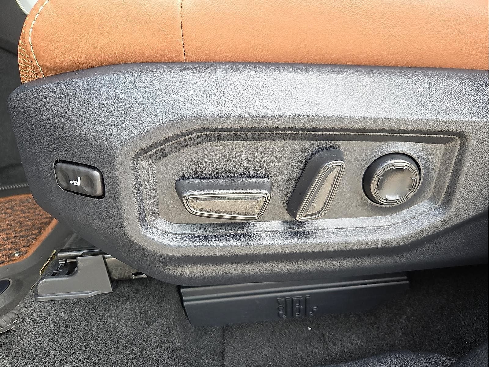 2025 Toyota Tundra Hybrid 1794 Edition