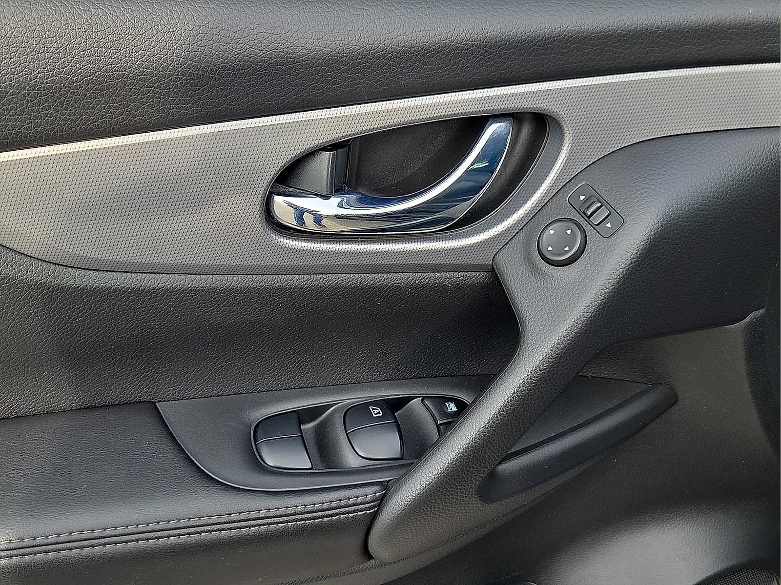 2020 Nissan Rogue Sport SL