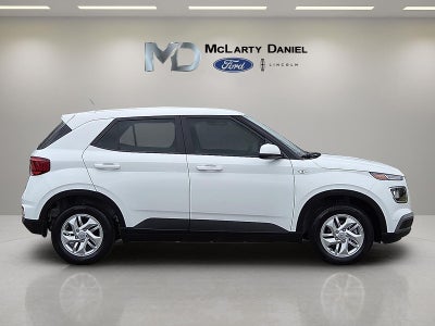 2025 Hyundai Venue SE