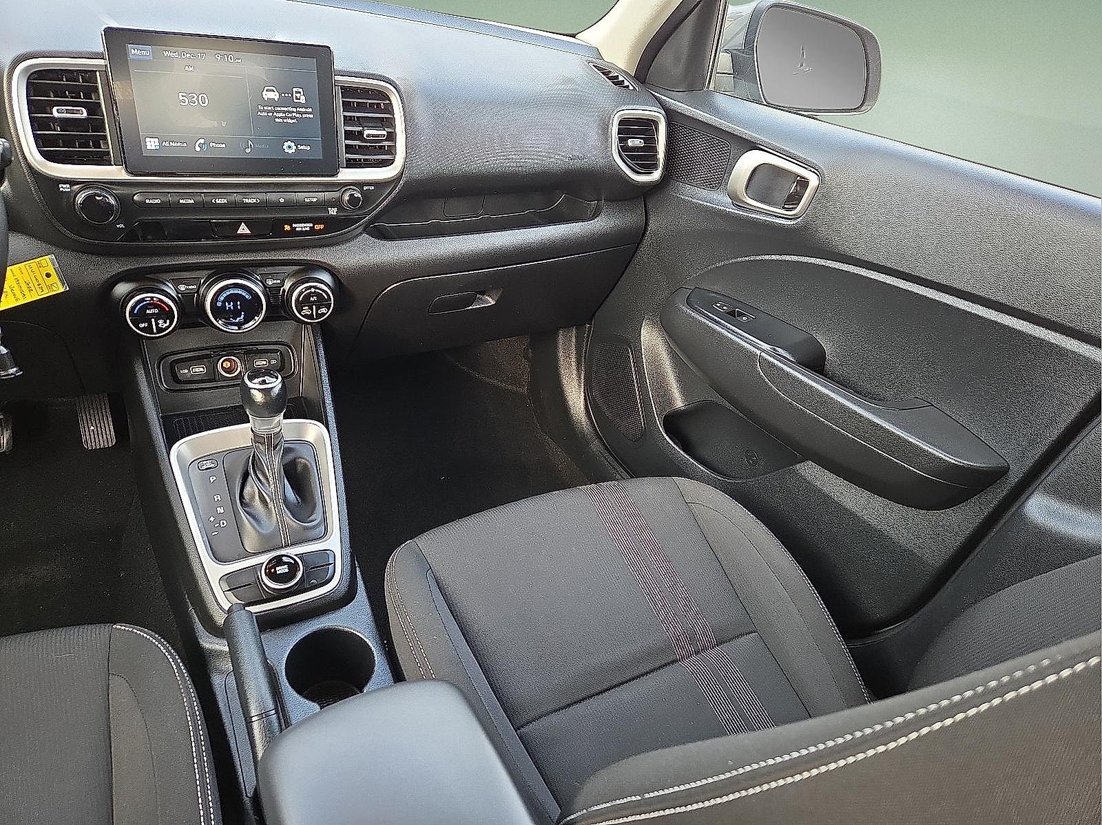 2022 Hyundai Venue SEL