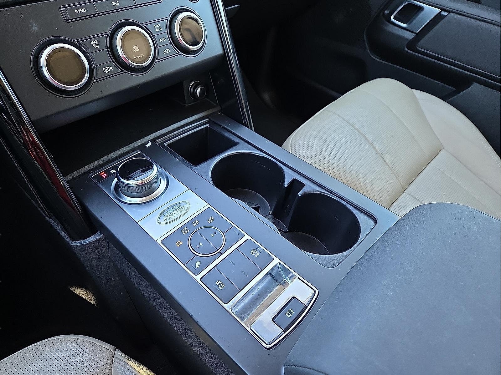 2019 Land Rover Discovery SE