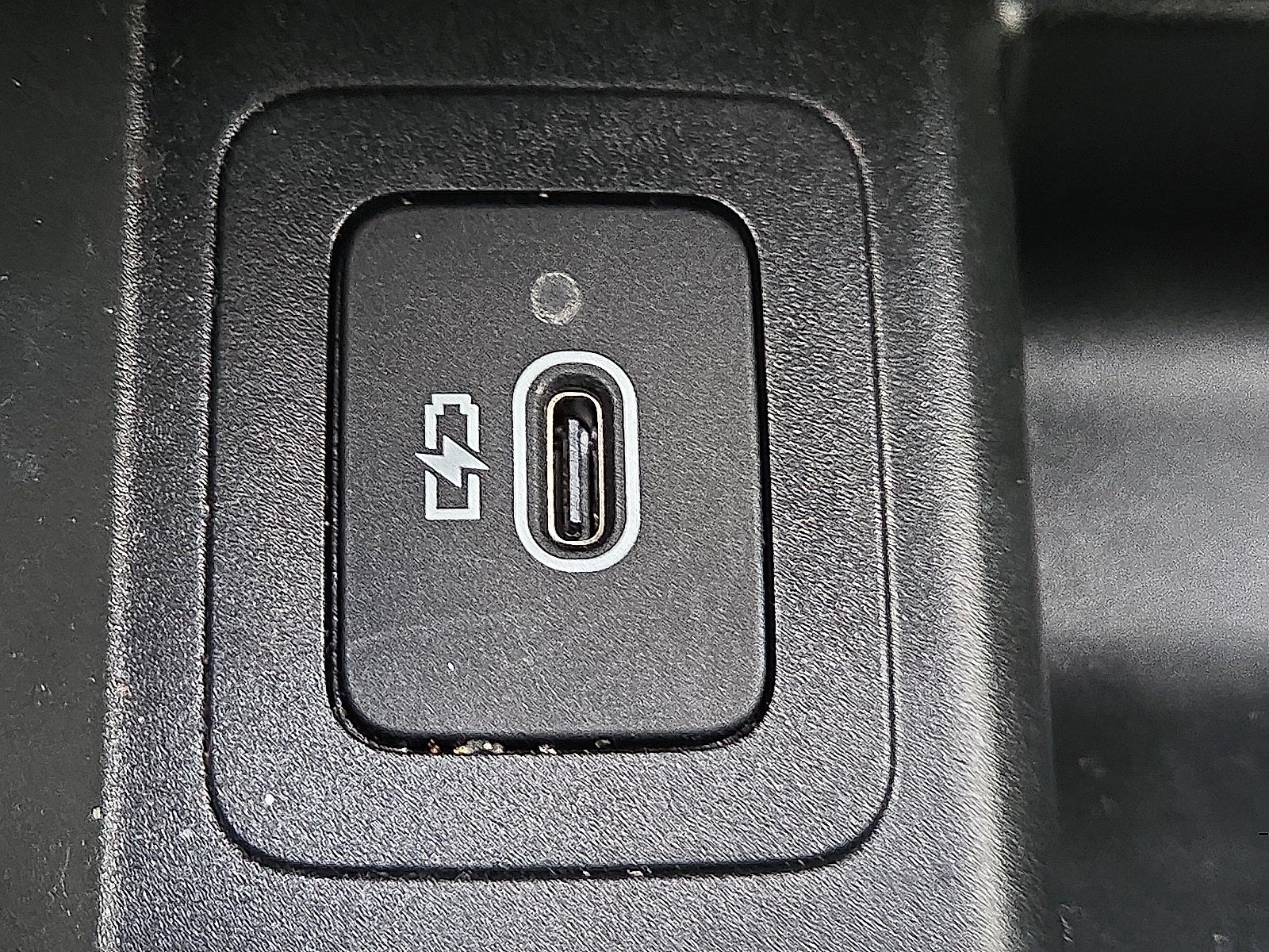 2024 Land Rover Range Rover Velar Dynamic SE