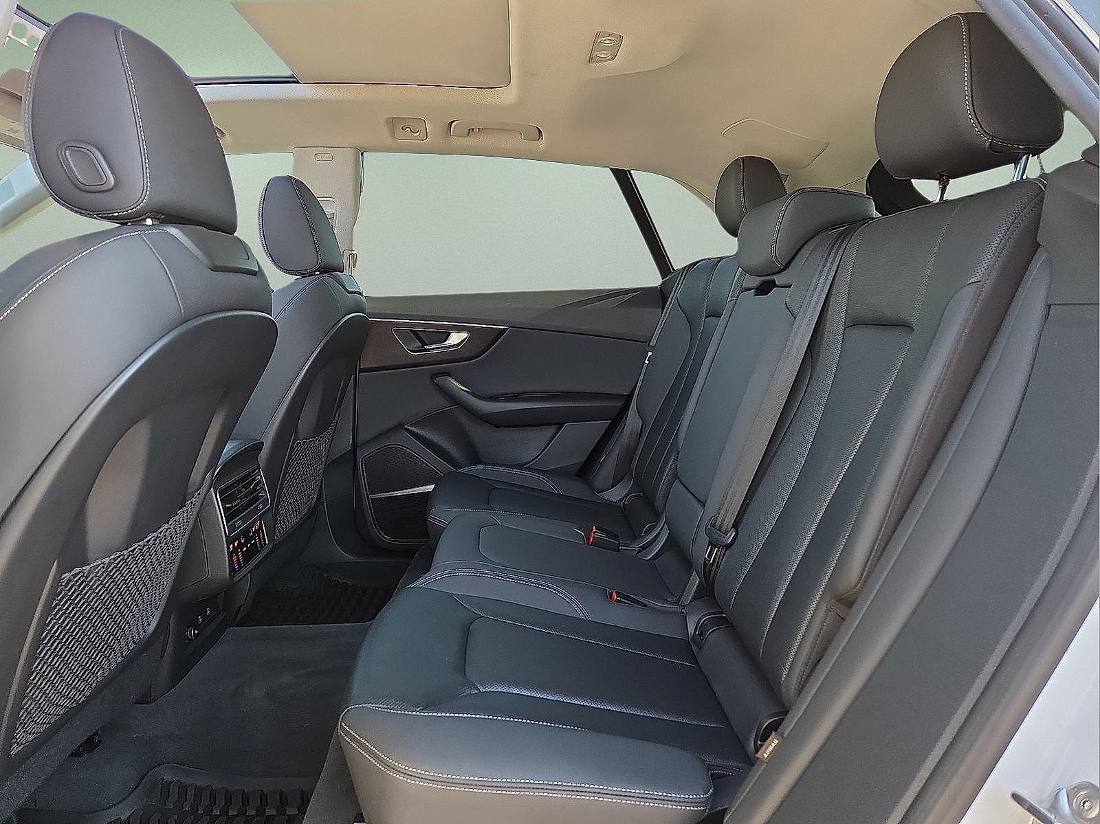 2022 Audi Q8 55 Premium Plus quattro