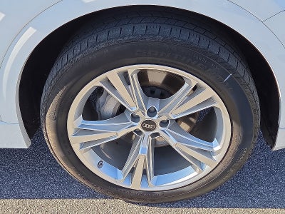 2022 Audi Q8 55 Premium Plus quattro