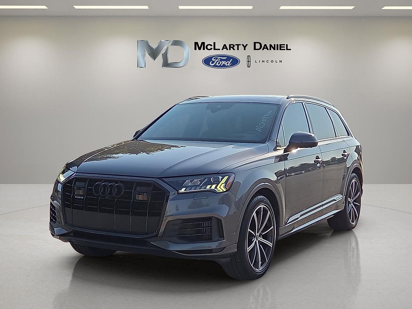 2021 Audi Q7 55 Prestige quattro