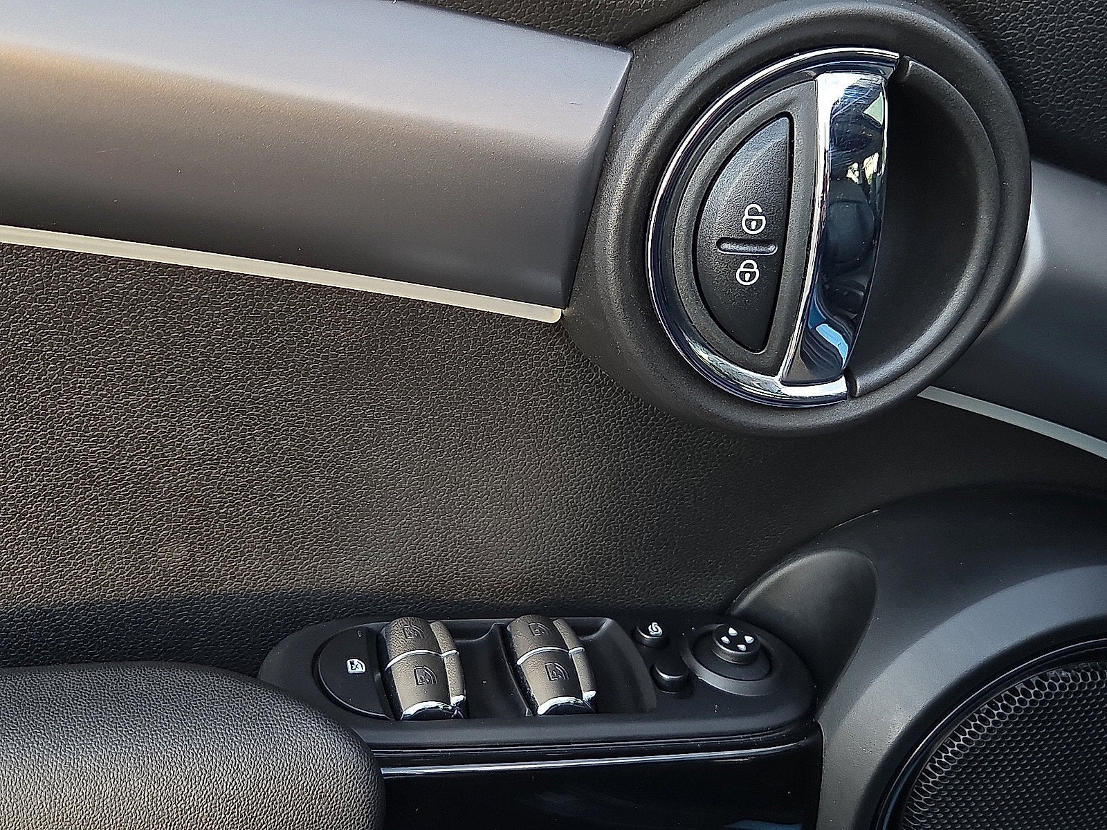 2023 MINI Cooper S Signature