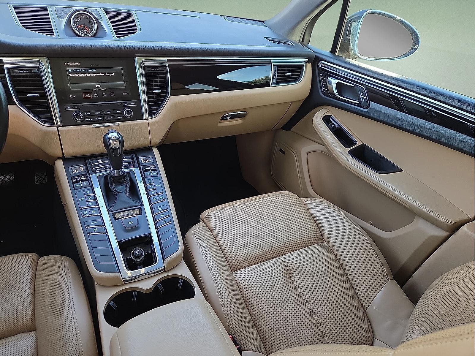 2018 Porsche Macan Base